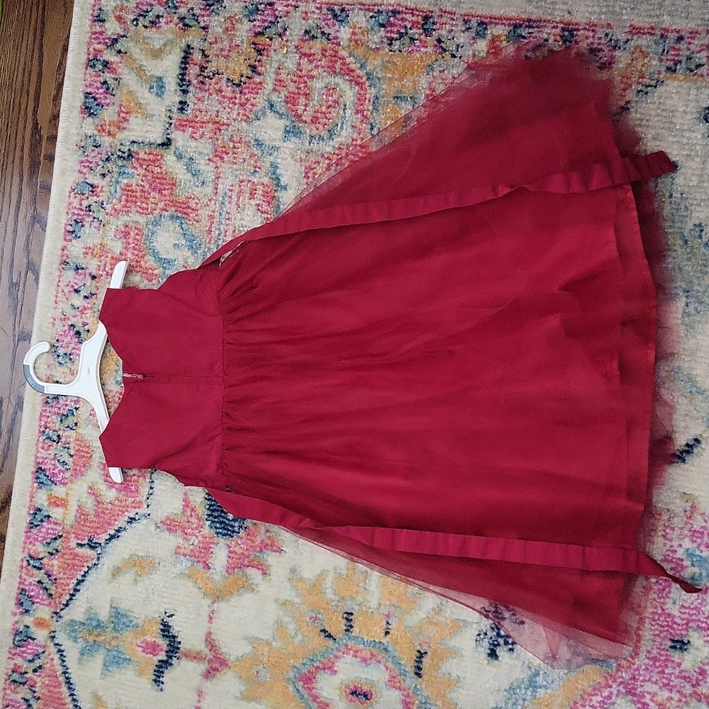 Red holiday dress - Picture 2 of 3